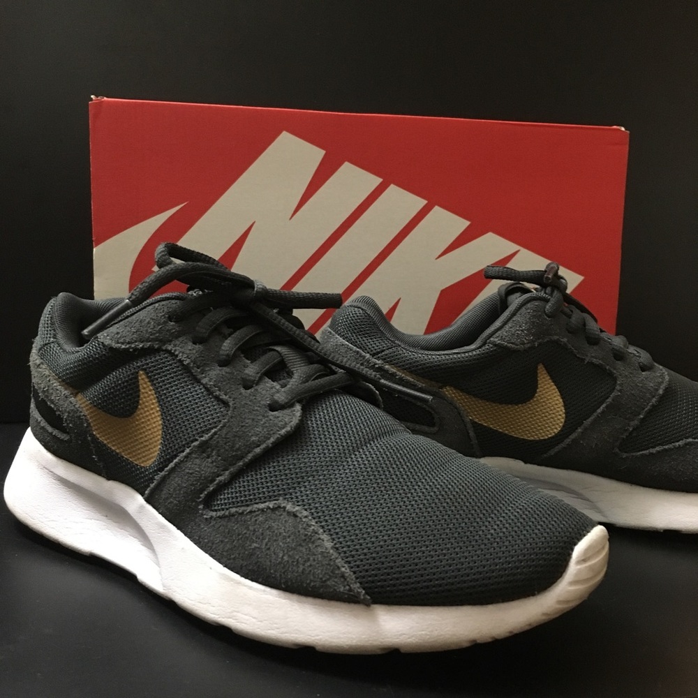 🚫SOLD🚫Nike Women's Kaishi 6.5